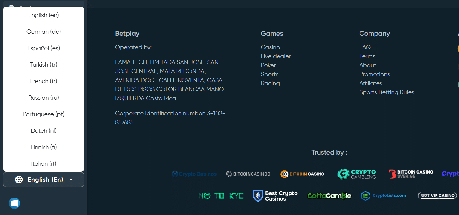 The language selector at Betplay.io, letting you change the interface language.